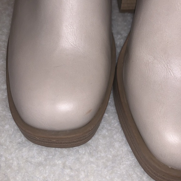 Universal Thread Jenna Platform Cream Boots - Picture 4 of 6